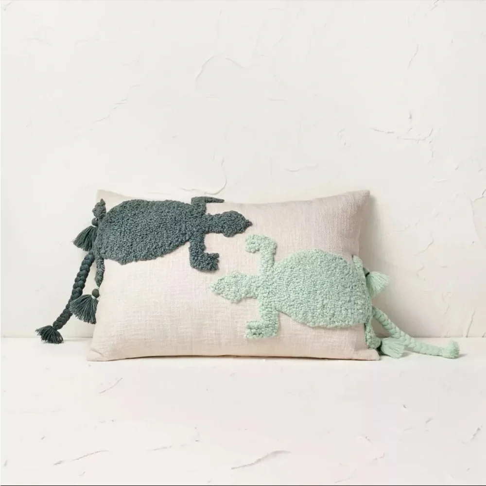 Opalhouse Two Lizard Punch Needle Lumbar Throw Pillow Turquoise NWT